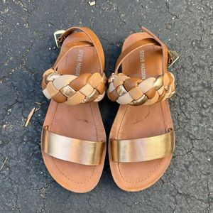 Steve Madden girls sandals
